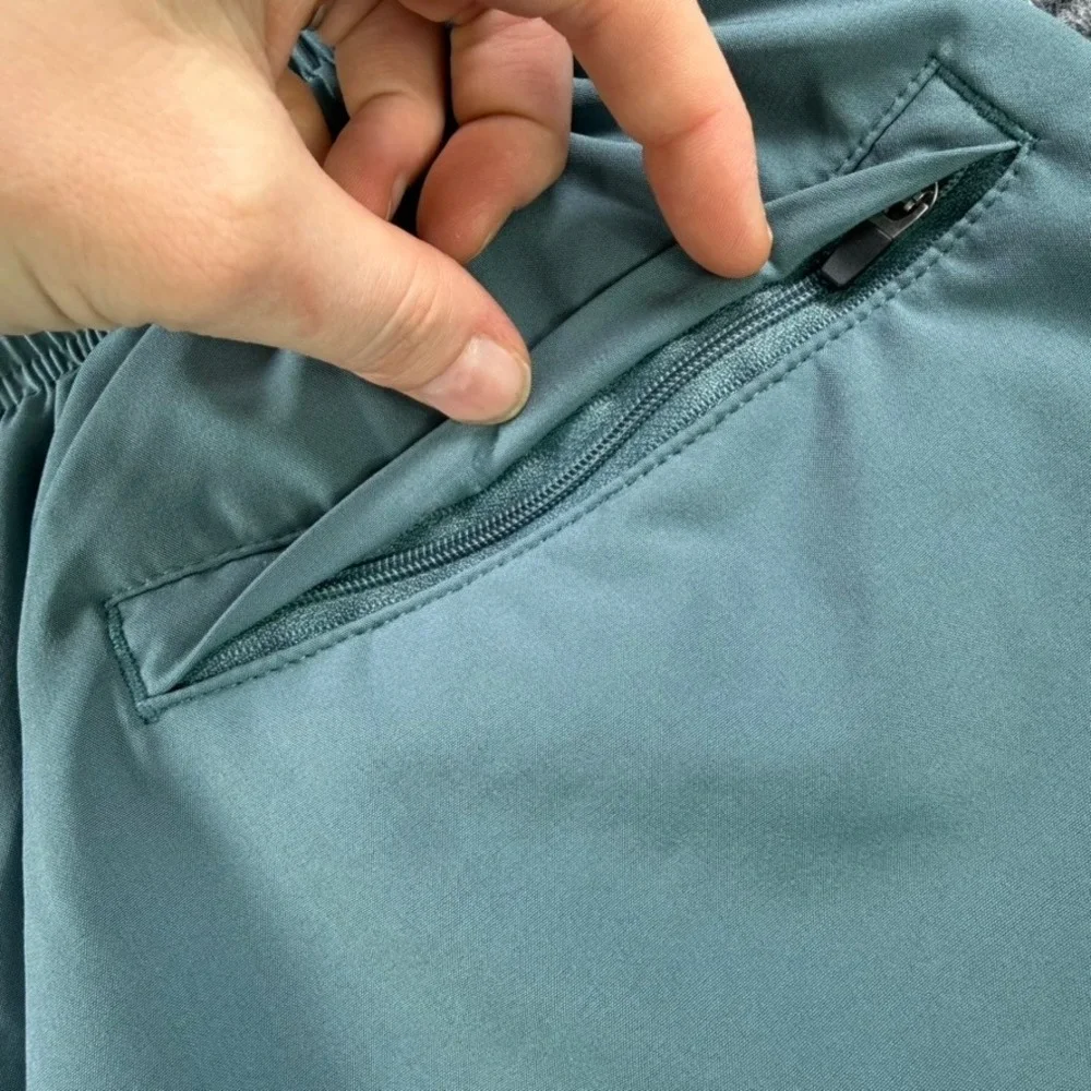 Cove USA Mens 30 Sage Green Hybrid Shorts Athletic Quick Dry Running Zip Pocket
